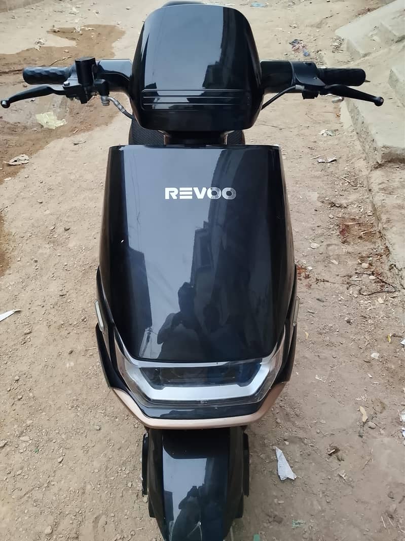 RevooA 12 7