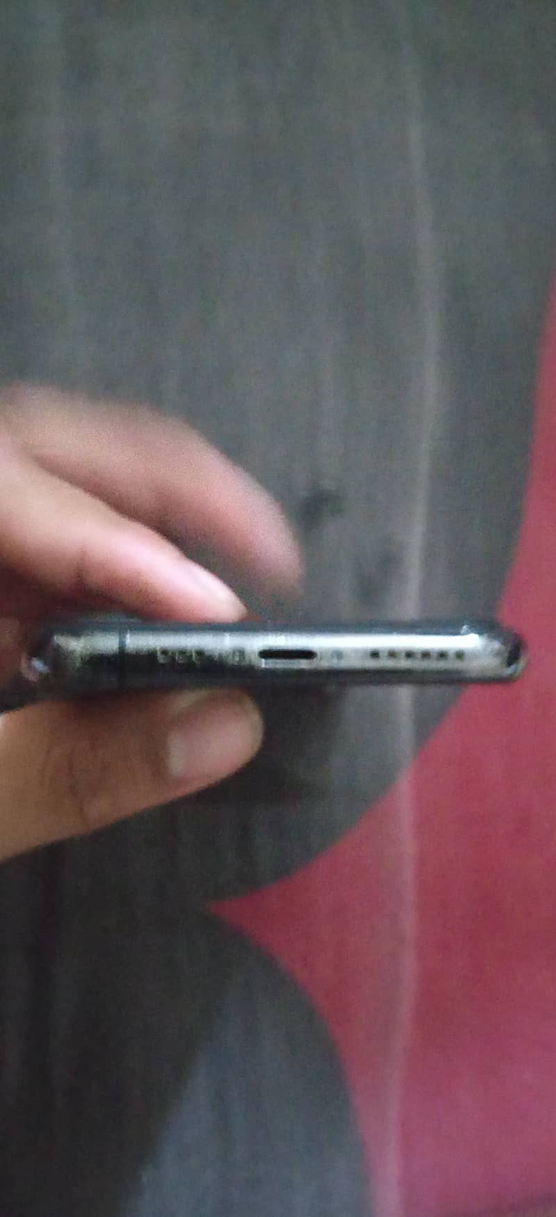 Apple iPhone XS 3