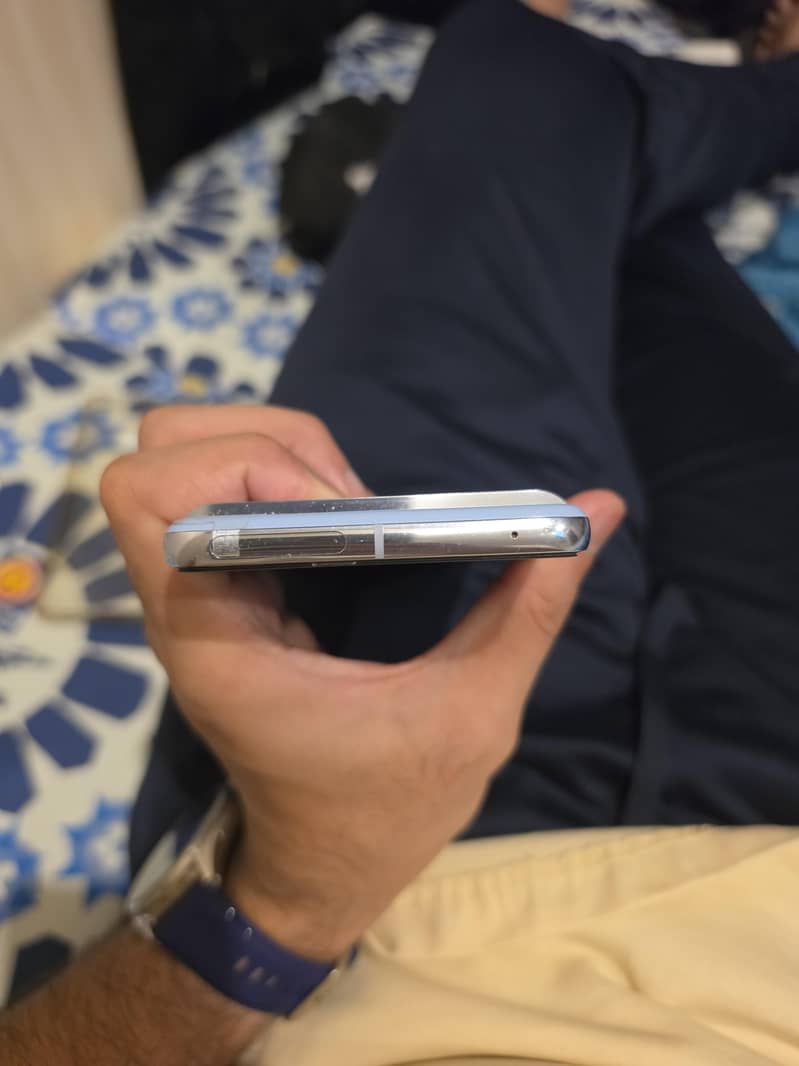 Google Pixel 8 Pro 3