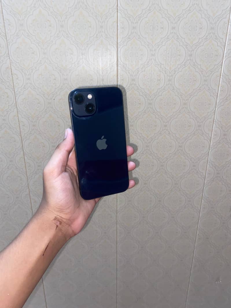 Apple iPhone 13 3