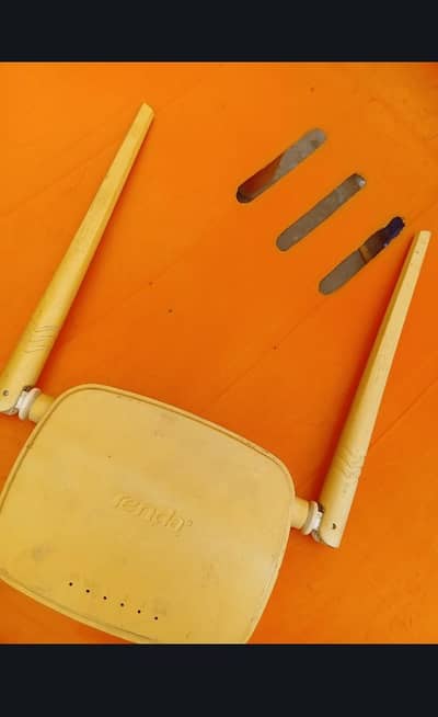 Tenda router urgent sell 03150027465