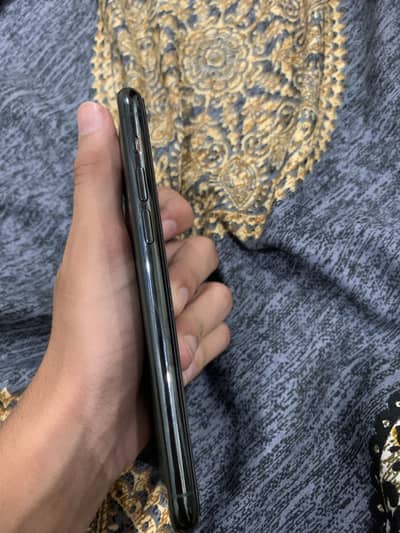 Apple iPhone 11 Pro