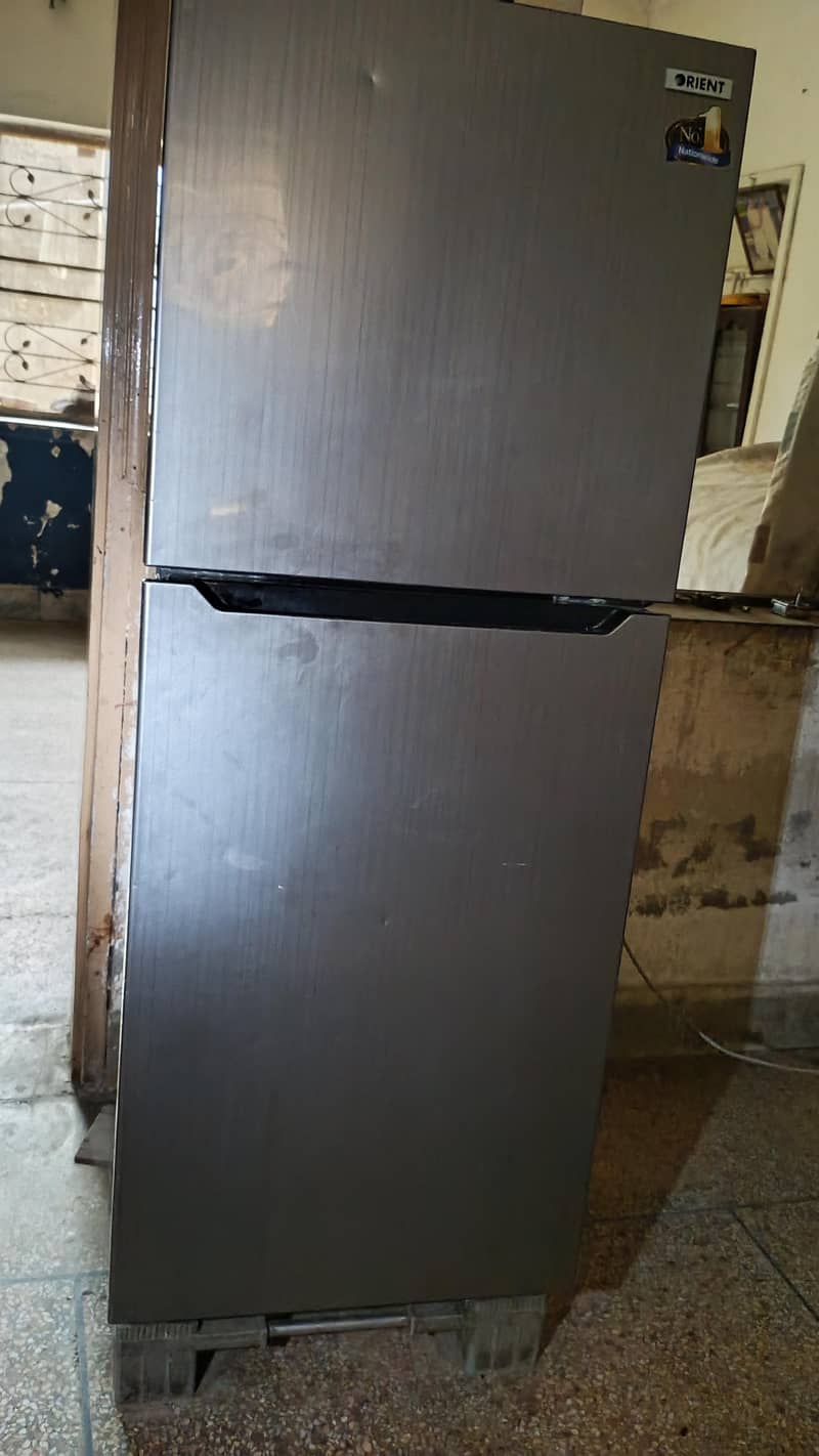 Dawlance Refrigerator – Powerful Cooling, Spacious & Energy Efficient 3