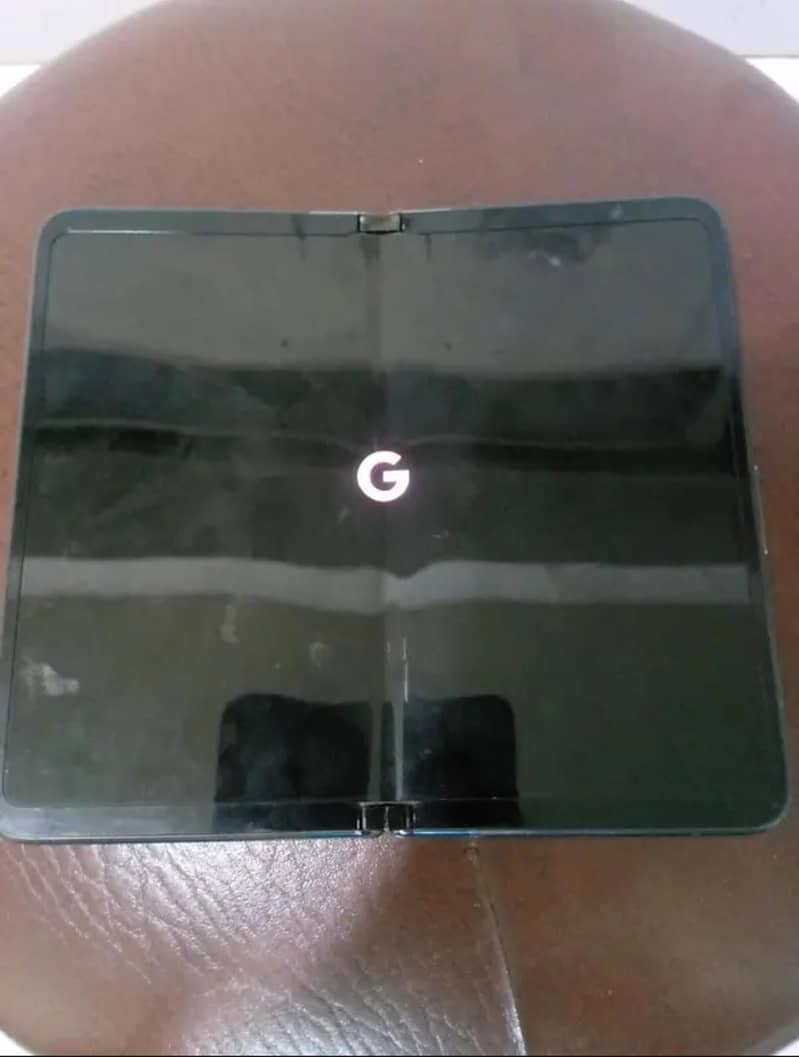 Google Pixel Fold 2
