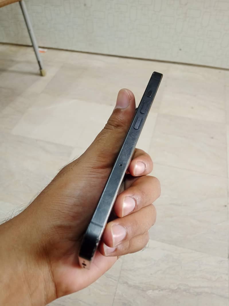 Apple iPhone 15 Pro 5