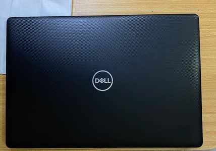 Dell Inspiron 3581 Core i3, 7th Gen, 8GB RAM, 128GB SSD + Charger
