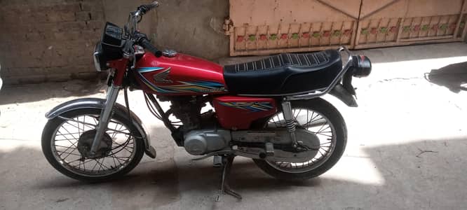 Honda 125 for sale.