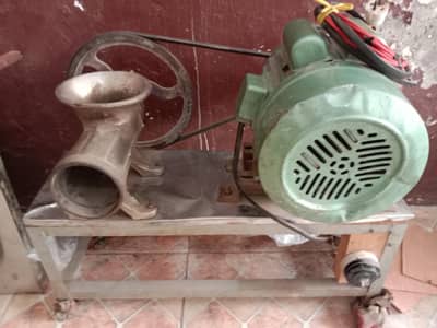 Qeema machine For sale condition okk 2 horse power motor