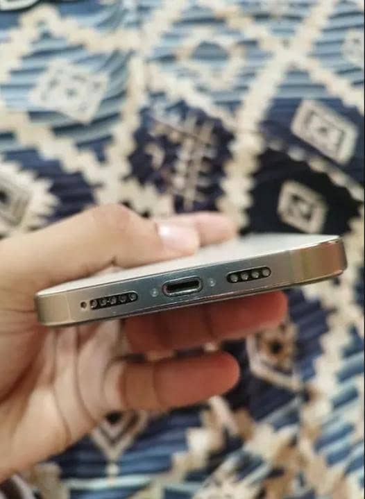 Apple iPhone 14 Pro Max 6