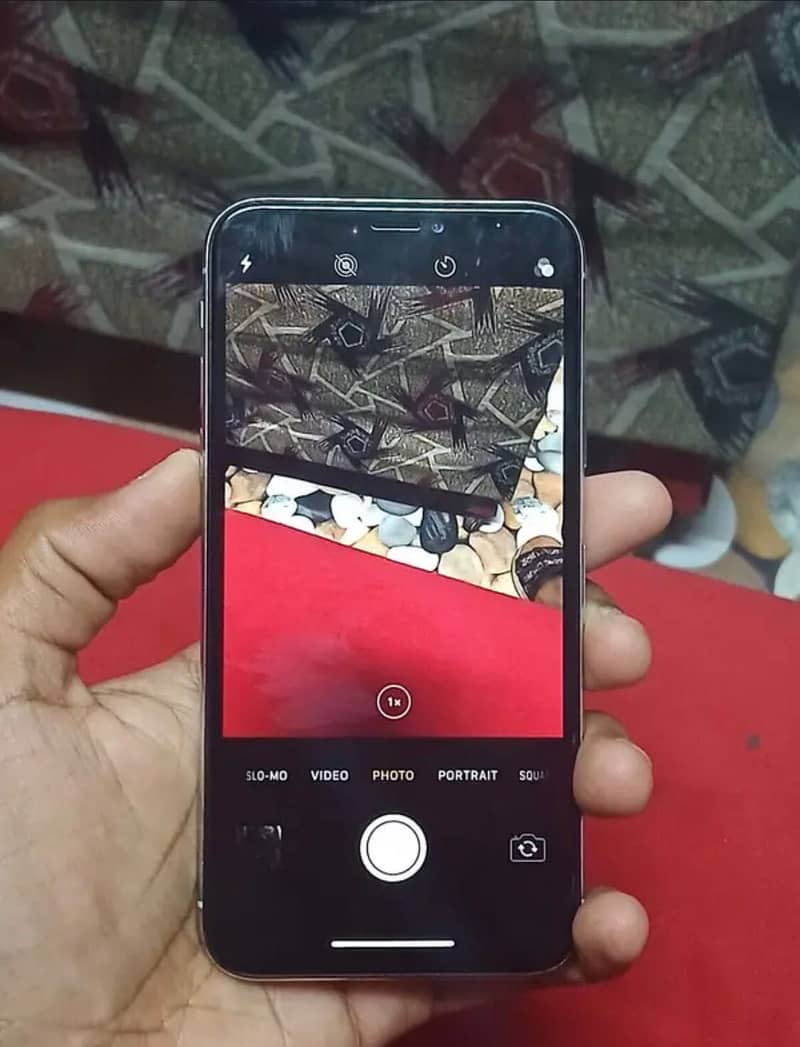 Apple iPhone X 3