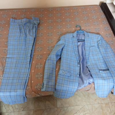 2, 3 times used Two Piece pant coat for sale