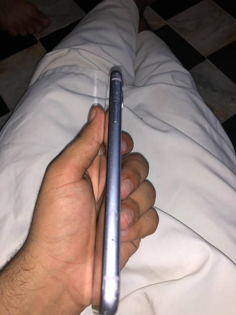 Apple iPhone 11 2