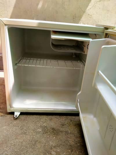 room Size mini fridge National