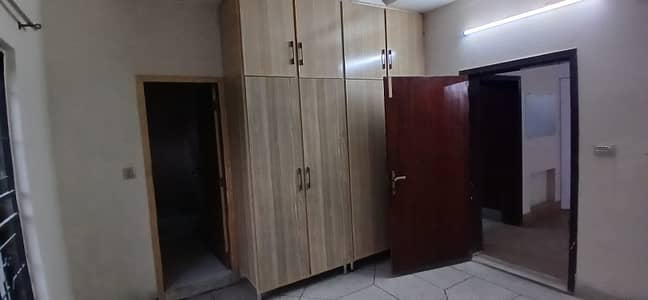 10 Marla Upper Portion For Rent In Wapda Town Phase1 For Husband Wife Small One Kid