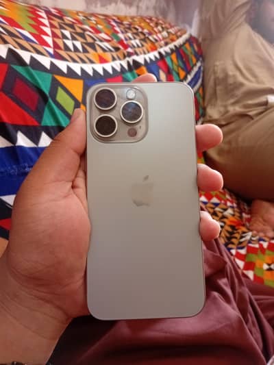 iPhone  15 pro max 10 by9 2.256 factory on lock