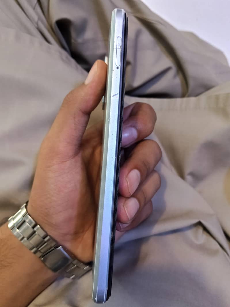Dcode Bold 2 7