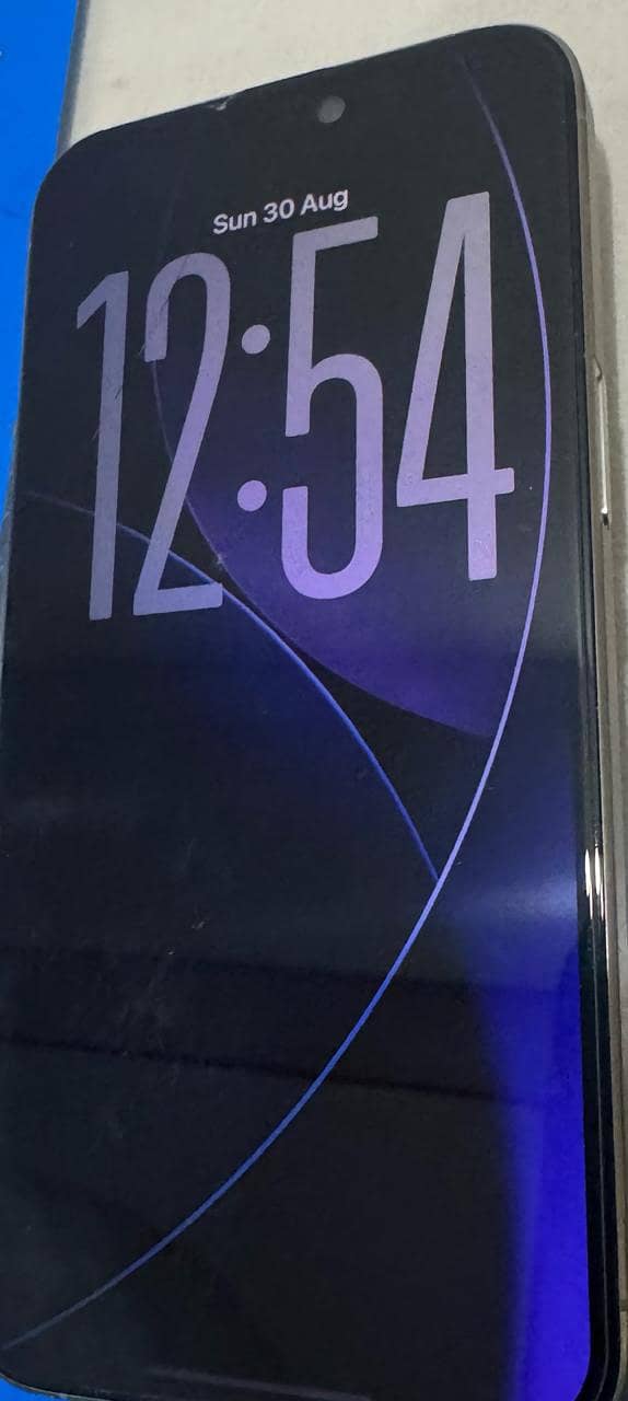 Apple iPhone 15 Pro Max 2