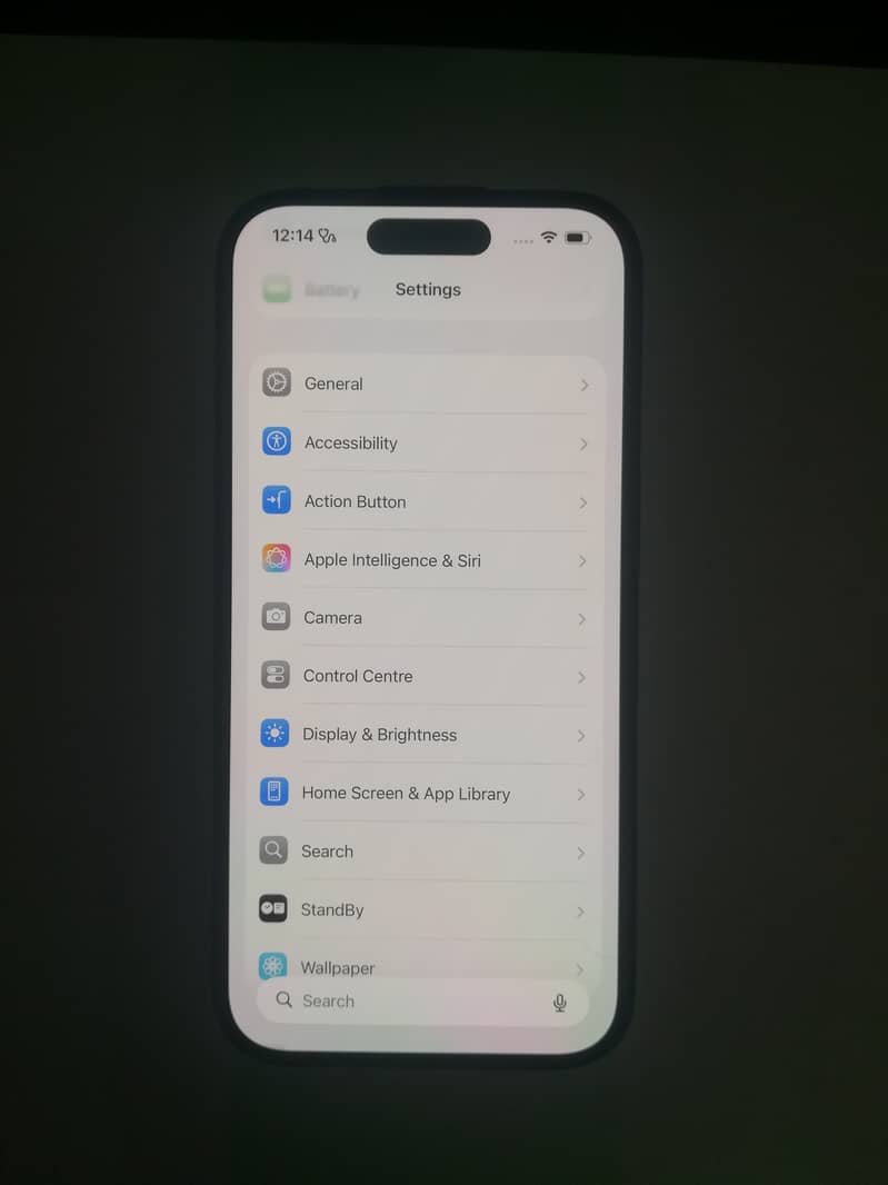 Apple iPhone 16 6