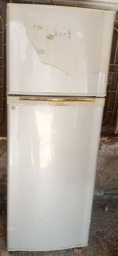 Dawlance Refrigerator for Sale – Excellent Condition – 4 Years Used