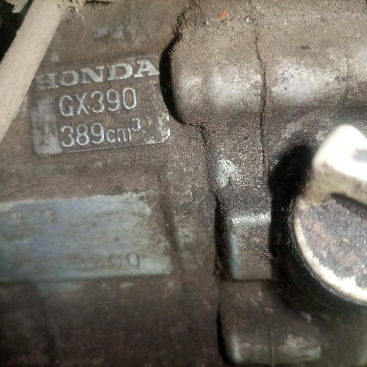 Elemax good condition generator 4