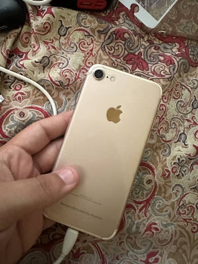 Apple iPhone 7