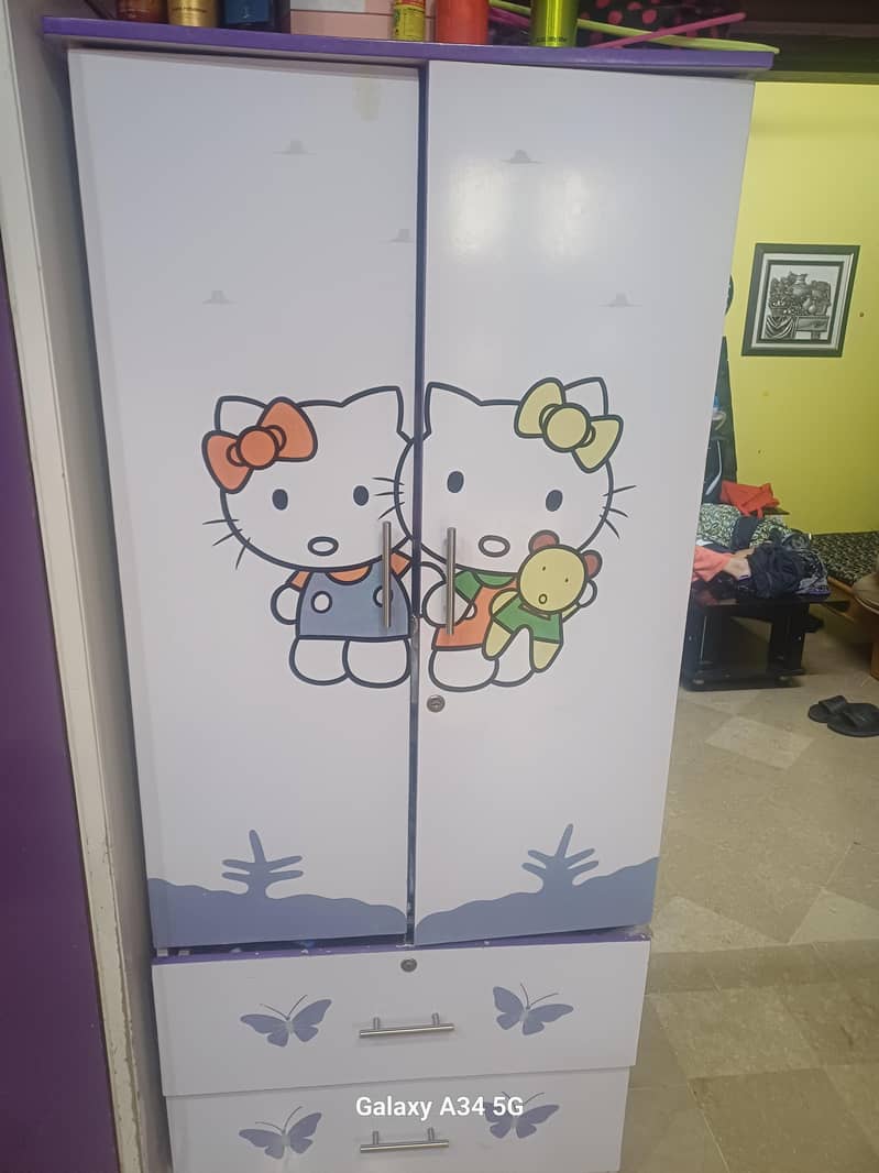 wardrobe 1