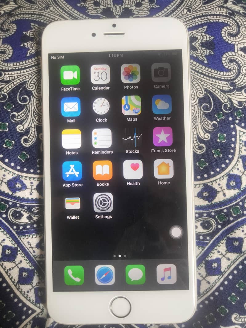 Apple iPhone 6 Plus 0