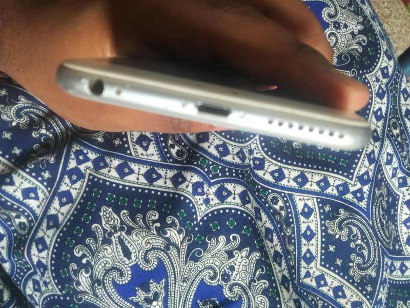 Apple iPhone 6 Plus 2