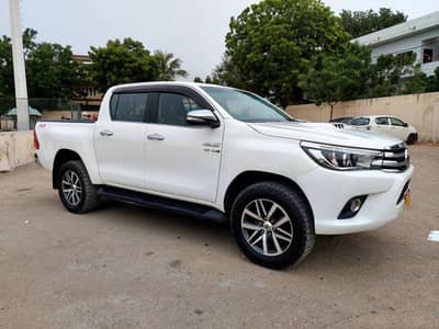 Toyota Hilux Revo 2017