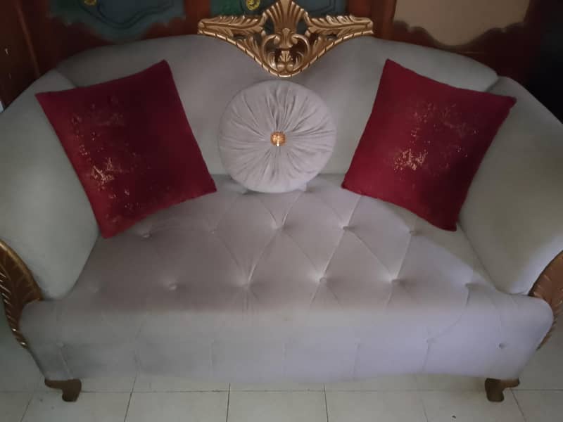 Sofa set 0