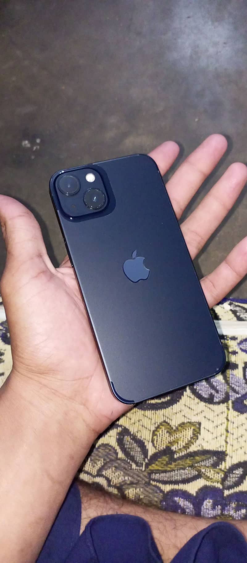 iPhone 13 with box 0