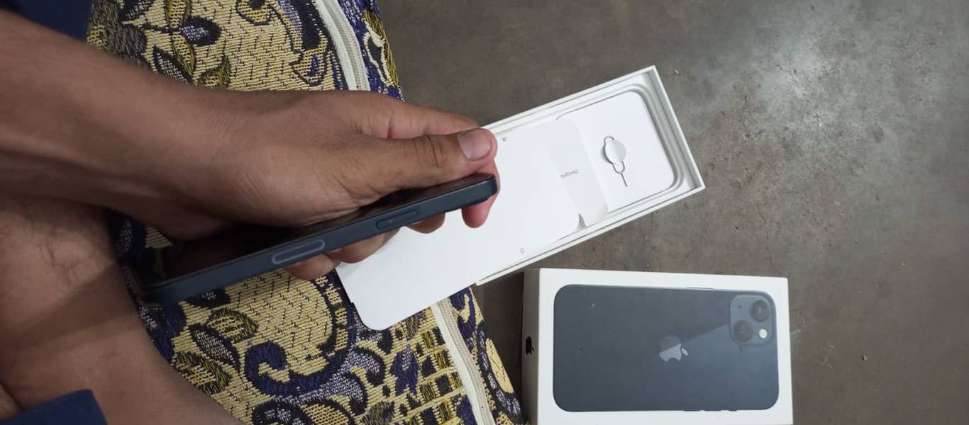 iPhone 13 with box 2
