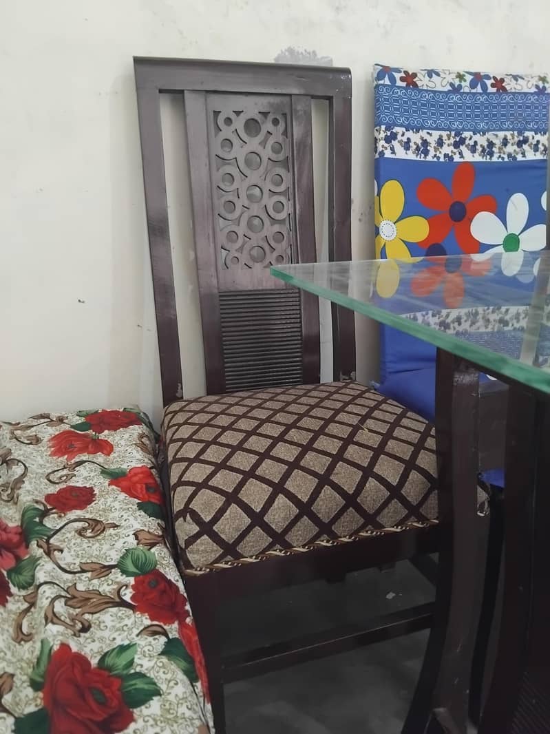 Dining Table FRESH condition 1