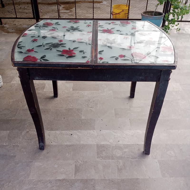 dinning table 0