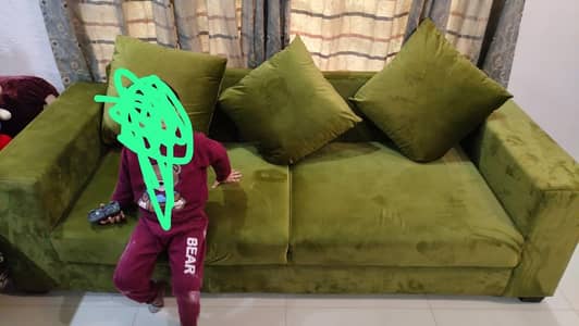 3 steater and 1 seater