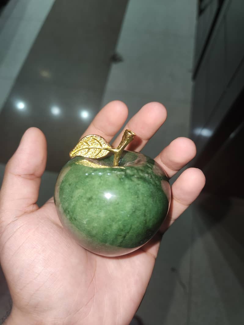 2 marble apples 3