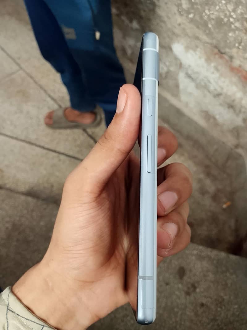 Google Pixel 7a 2