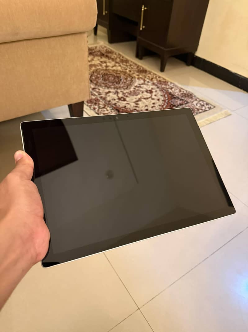 Microsoft Surface Pro 6 4