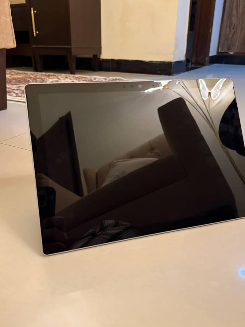 Microsoft Surface Pro 6 7
