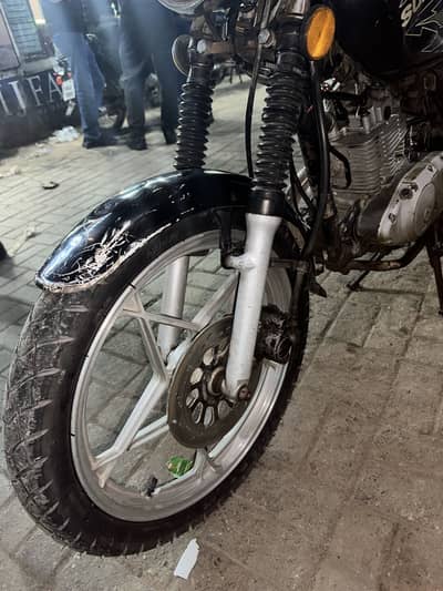 Suzuki gs 150