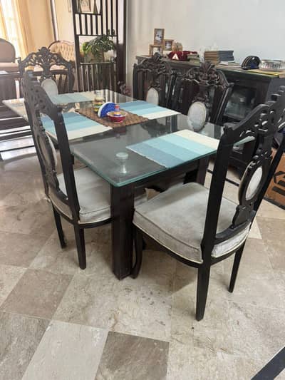 Pure wood dinning table in good condition available