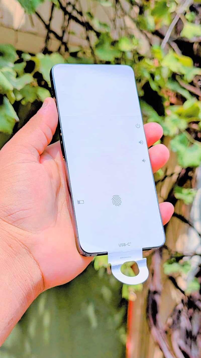 Google Pixel 8 Pro 2