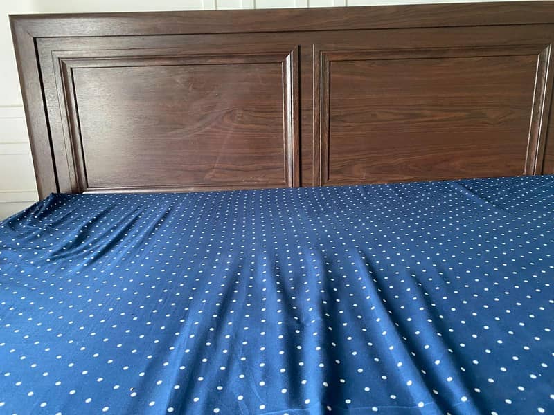 Interwood Bed Set 1