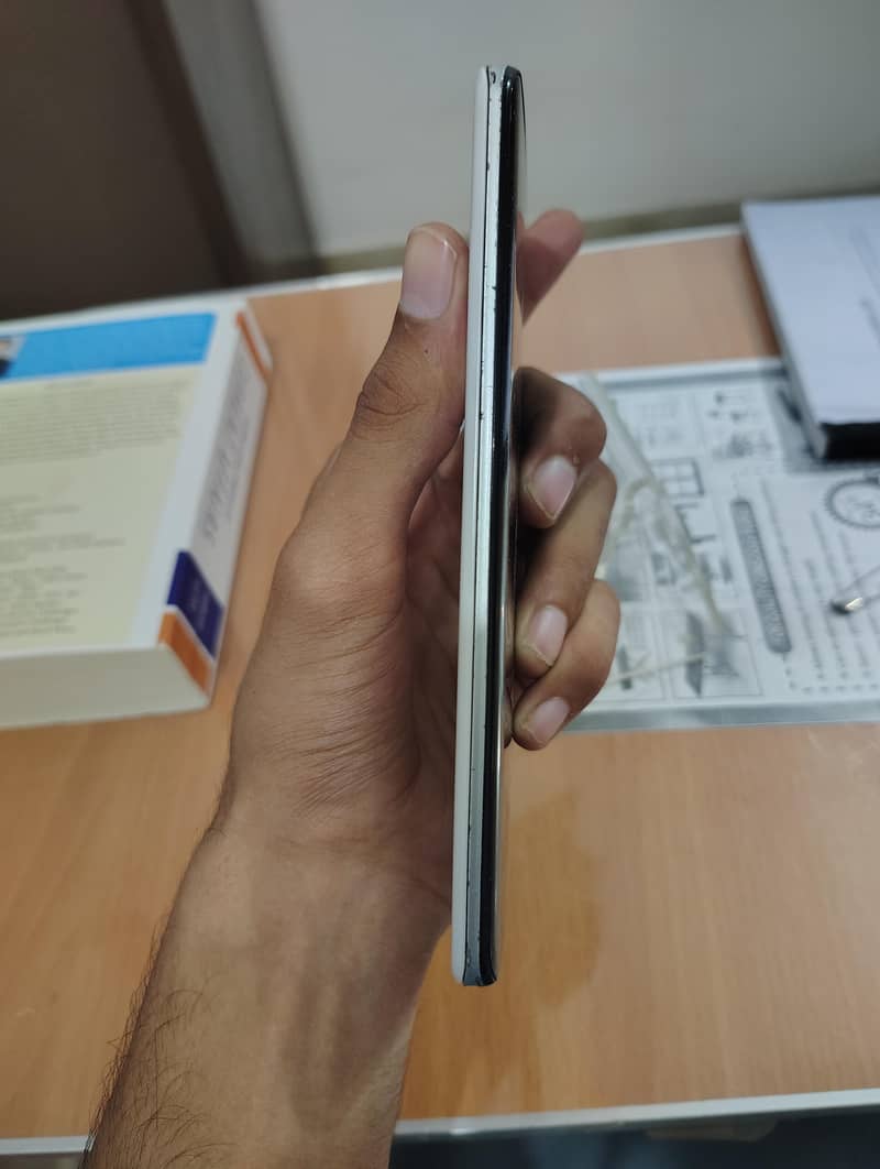 aqous sharp zero 2 4