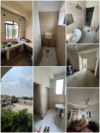 Semi Furnished For Male Bachelor 28k