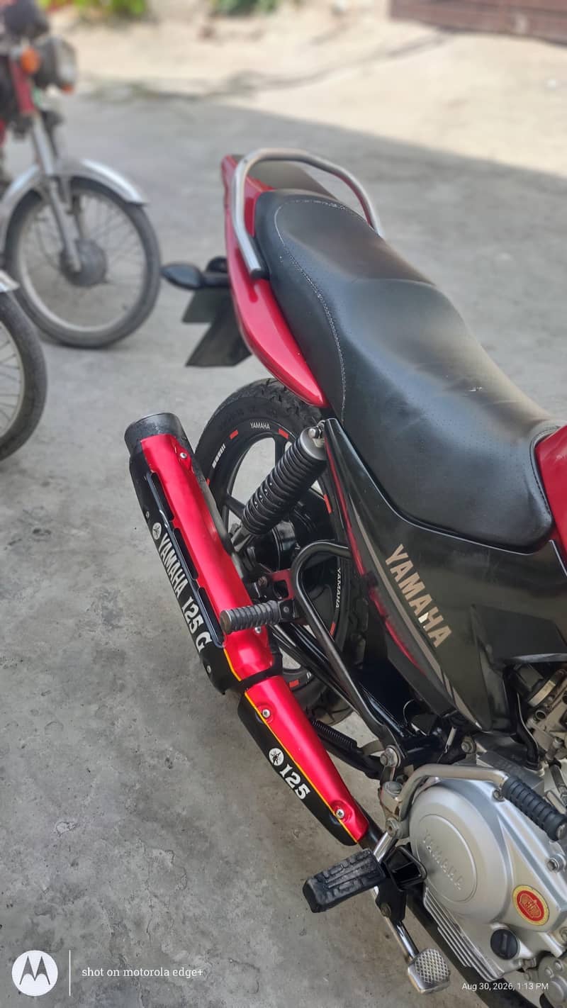 YBR G 1
