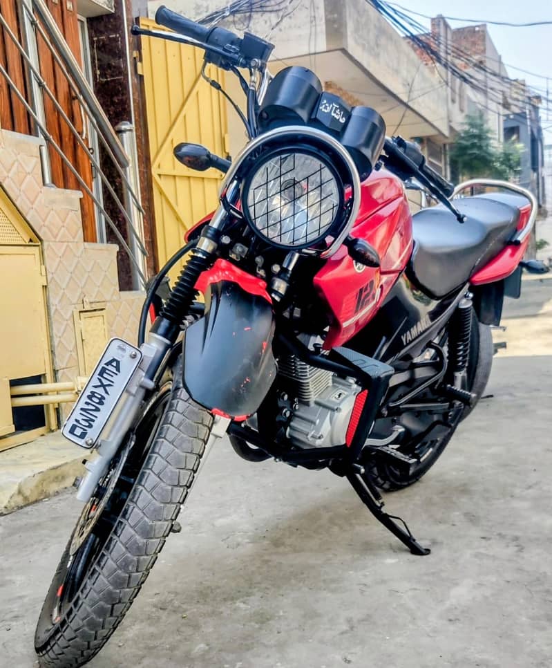 YBR G 6