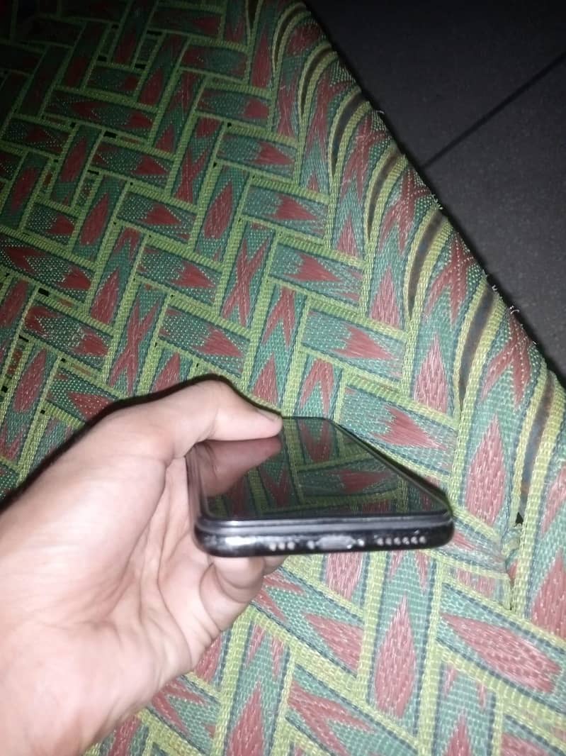 iphone xs 2