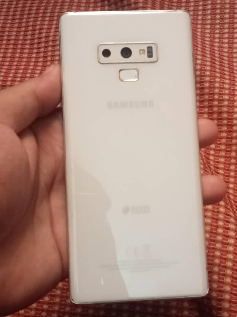 Samsung Mobile Note 9 1