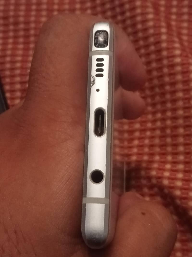 Samsung Mobile Note 9 3